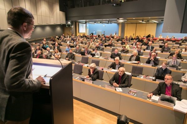 Kirkolliskokous Turun kristillisellä opistolla toukokuussa 2019