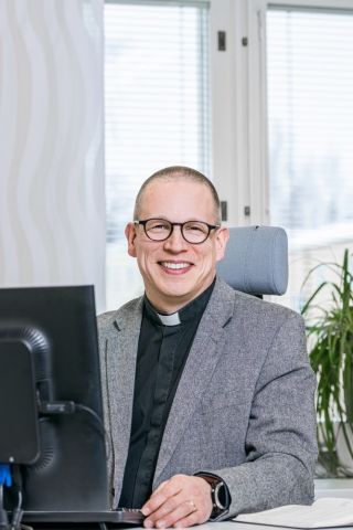 Piispan erityisavustaja Kalervo Pöykkö